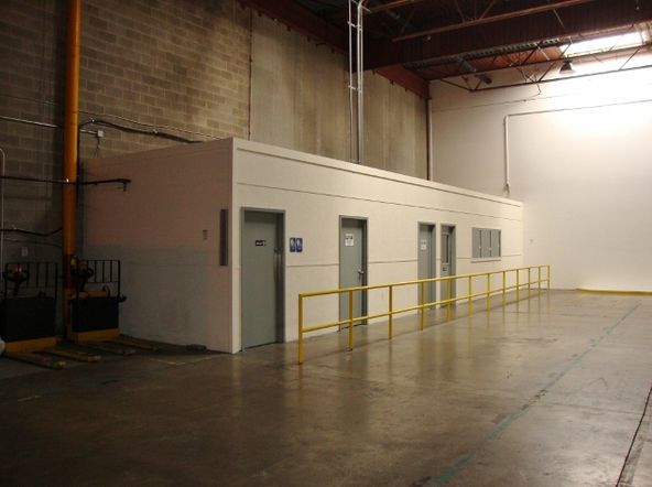 Seaford Warehouses : 1801 Dulaney Street, Seaford, DE 19973